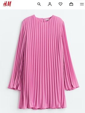 Pink Pleated Long-Sleeve dress